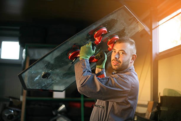 Understanding the Windshield Repair Process and How It Works