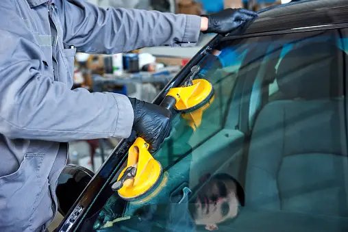 Windshield Repair Escondido CA - Premier Auto Glass Repair and Replacement Services with Platinum Mobile Auto Glass