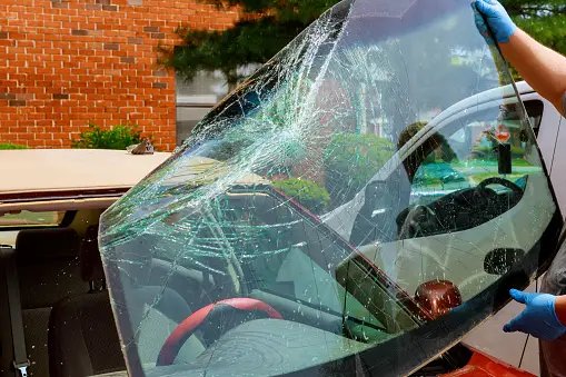 Windshield-Repair-Oceanside-CA-Platinum-Mobile-Auto-Glass